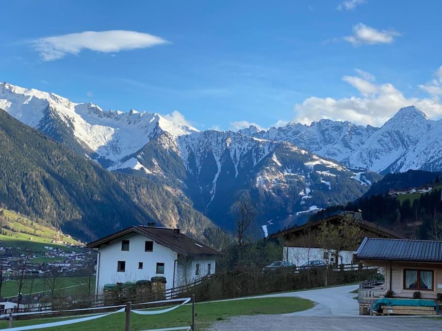 Ferienhaus Zillertal Panorama Blick Balkon Sauna Zellberg Dış mekan fotoğraf