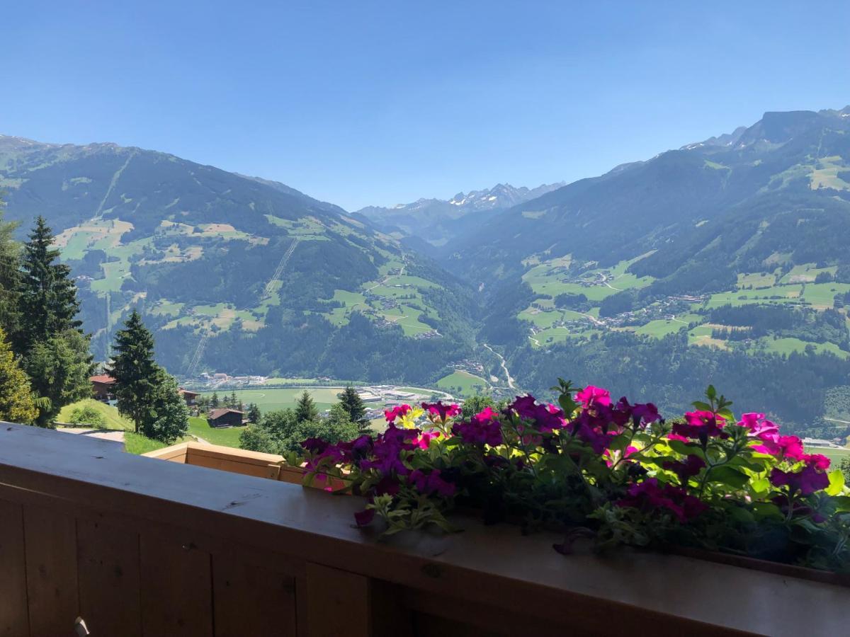 Ferienhaus Zillertal Panorama Blick Balkon Sauna Zellberg Dış mekan fotoğraf