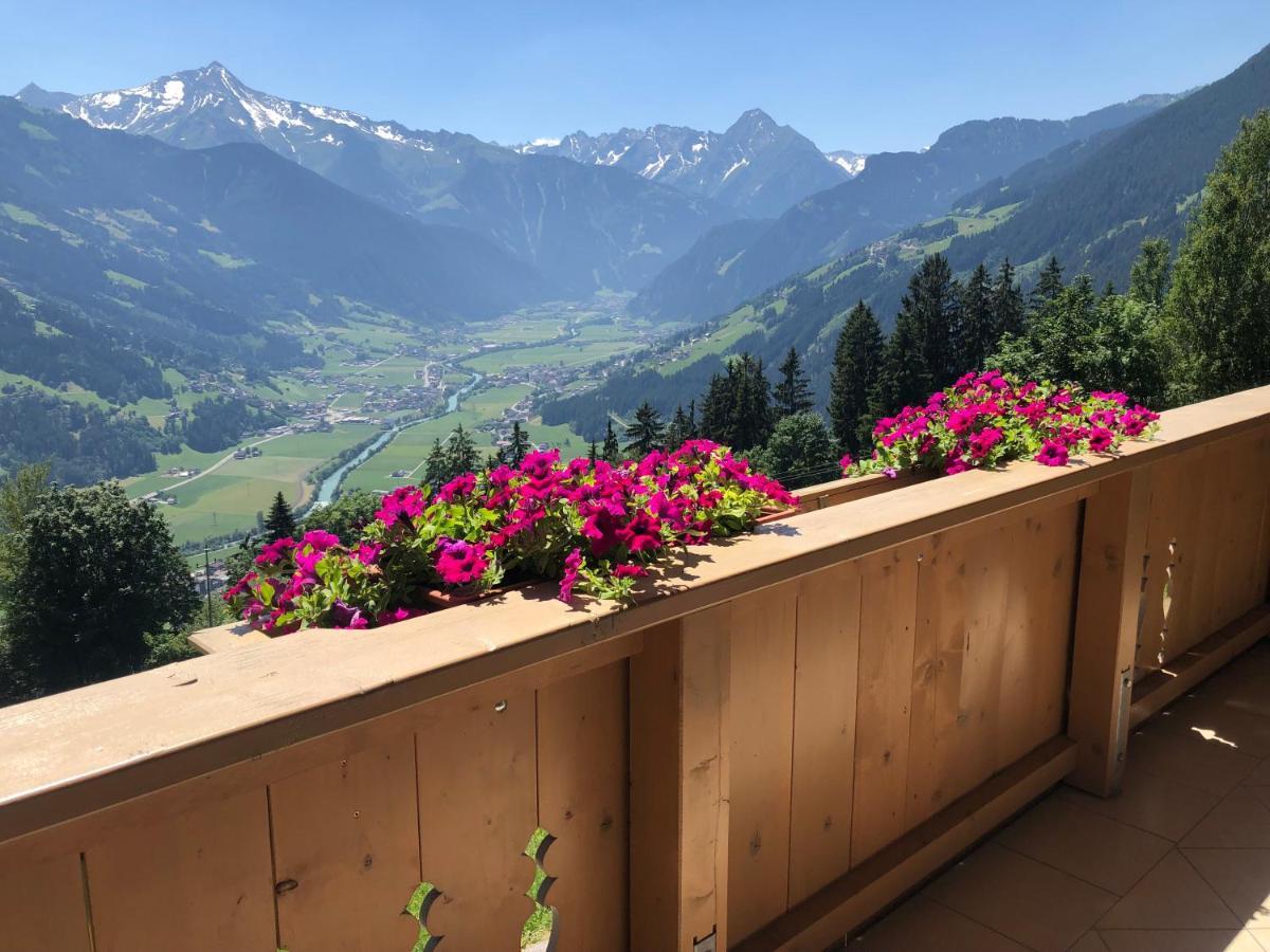 Ferienhaus Zillertal Panorama Blick Balkon Sauna Zellberg Dış mekan fotoğraf