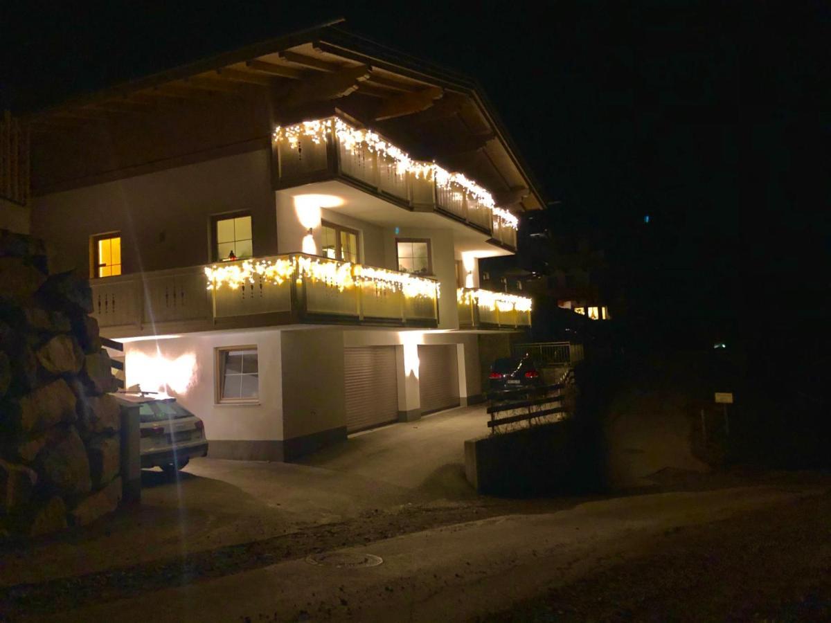 Ferienhaus Zillertal Panorama Blick Balkon Sauna Zellberg Dış mekan fotoğraf