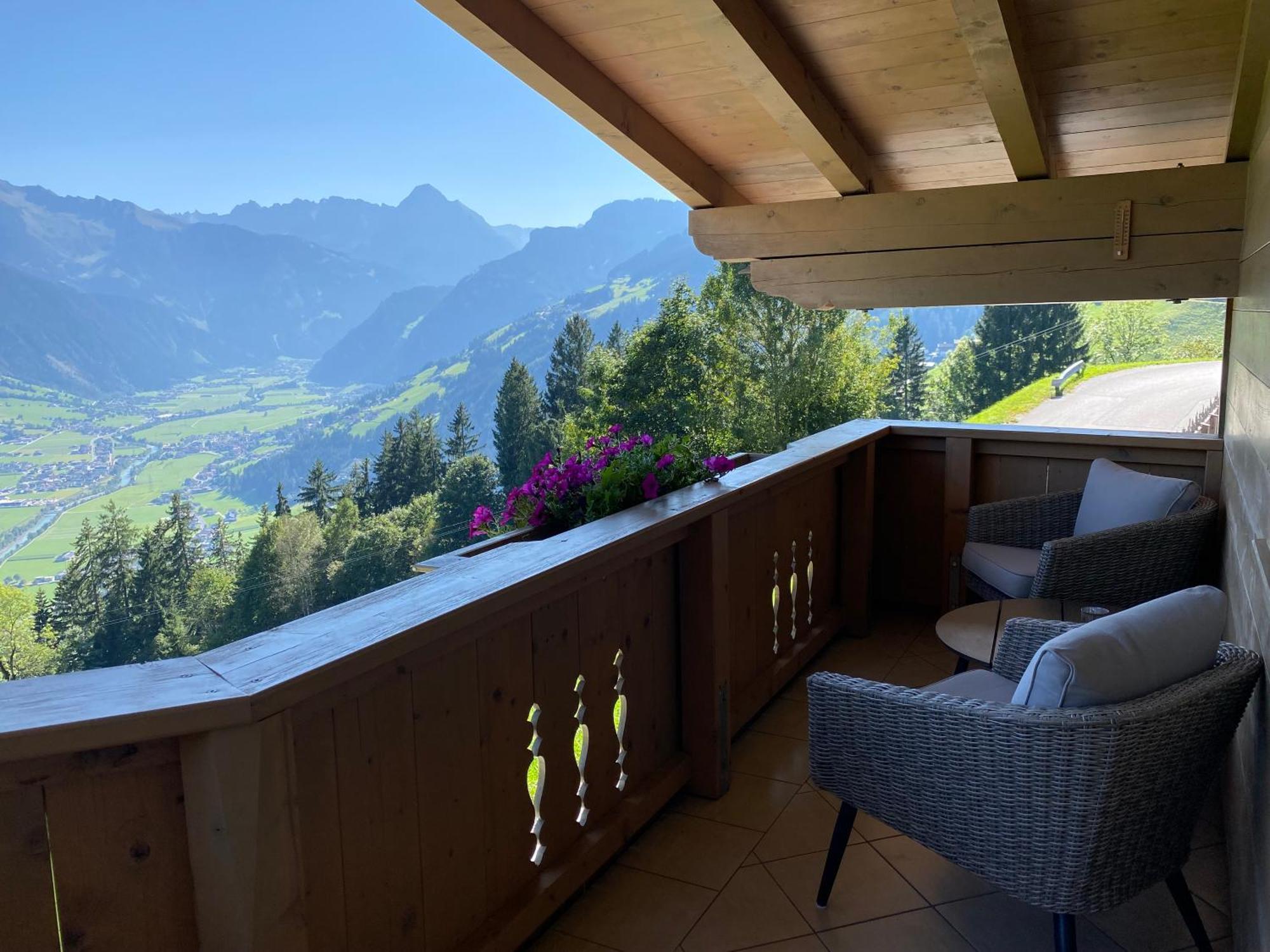 Ferienhaus Zillertal Panorama Blick Balkon Sauna Zellberg Dış mekan fotoğraf